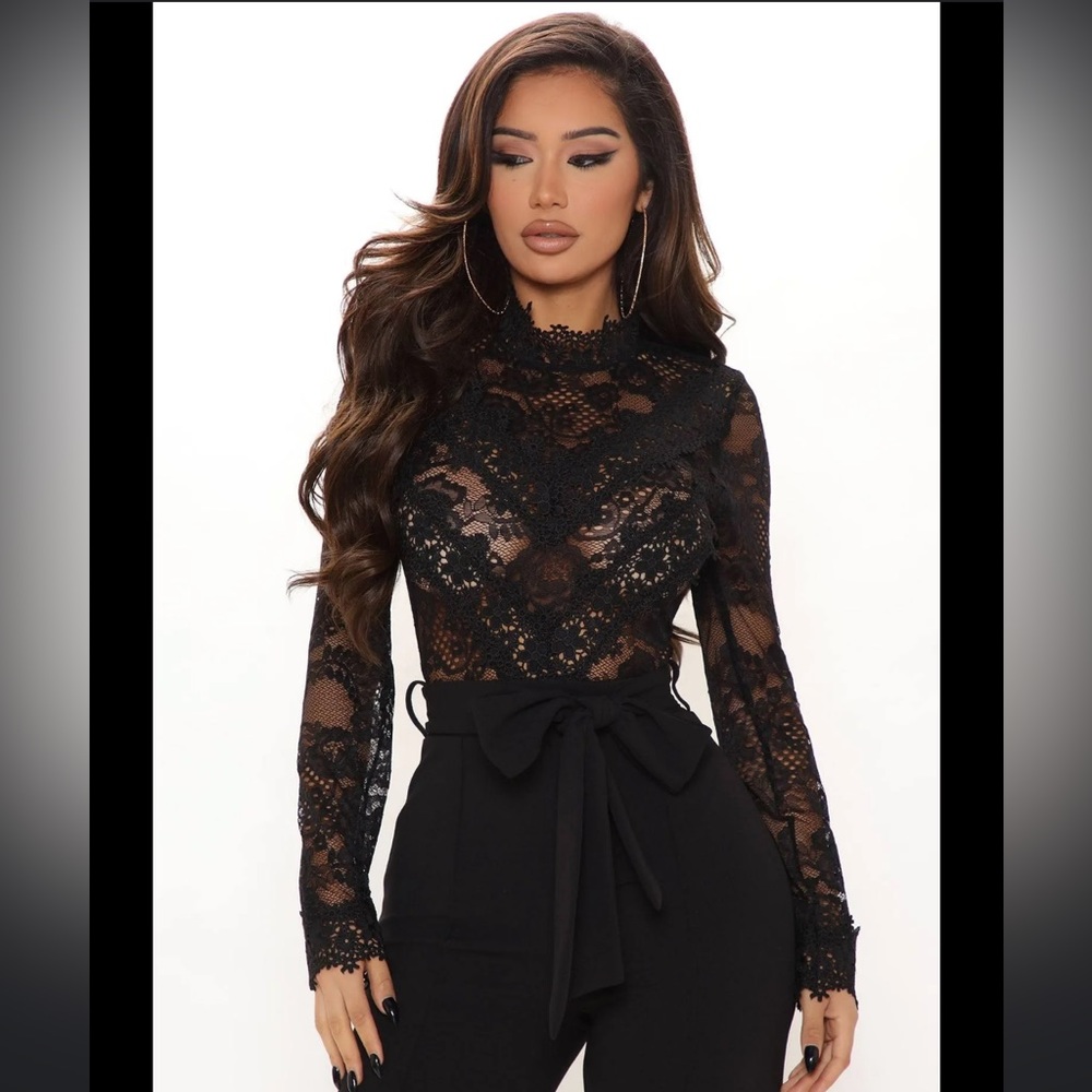 Lillian Lace Jumpsuit - Picture 2 of 10
